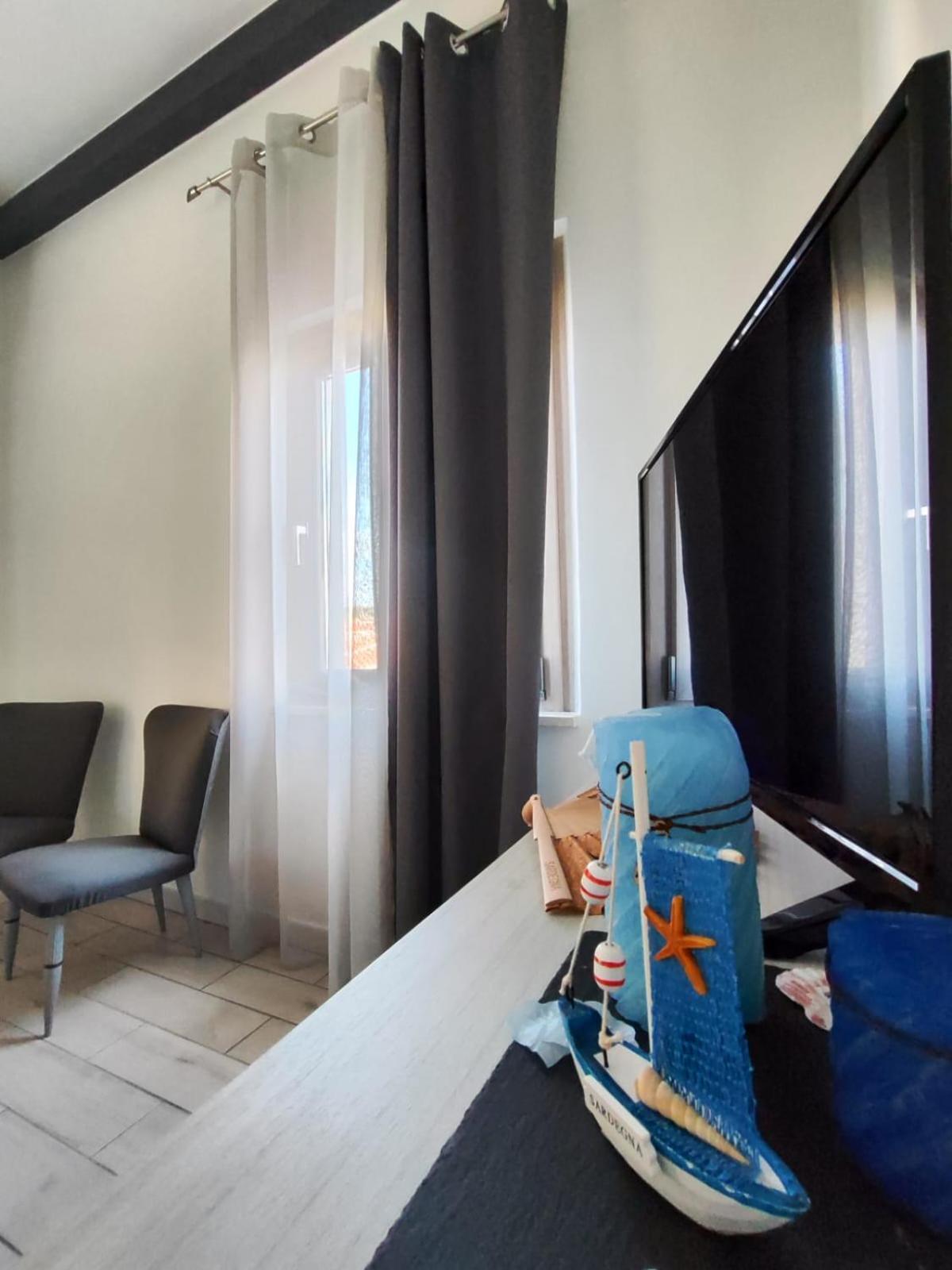 סורסו Casa Vacanze Con Giardino I Girasoli - Cin It 09006 - 9 C 2000 R4042- מראה חיצוני תמונה