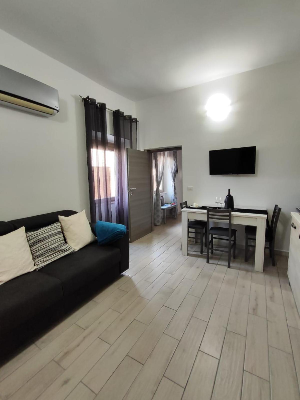 סורסו Casa Vacanze Con Giardino I Girasoli - Cin It 09006 - 9 C 2000 R4042- מראה חיצוני תמונה